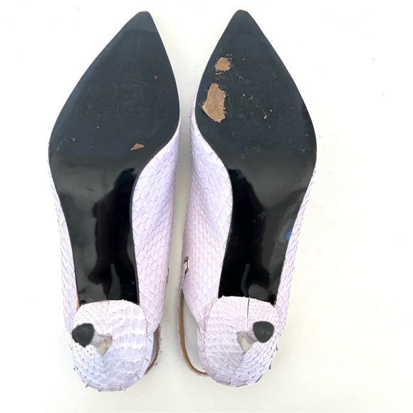STUART WEITZMAN Lavender Snake Leather Silver Metal Heel Slingback Pump Sz 8.5 M - Picture 7 of 15